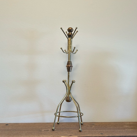 Brass Doll / Barbie Coatrack / Realistic - Picture 1 of 2